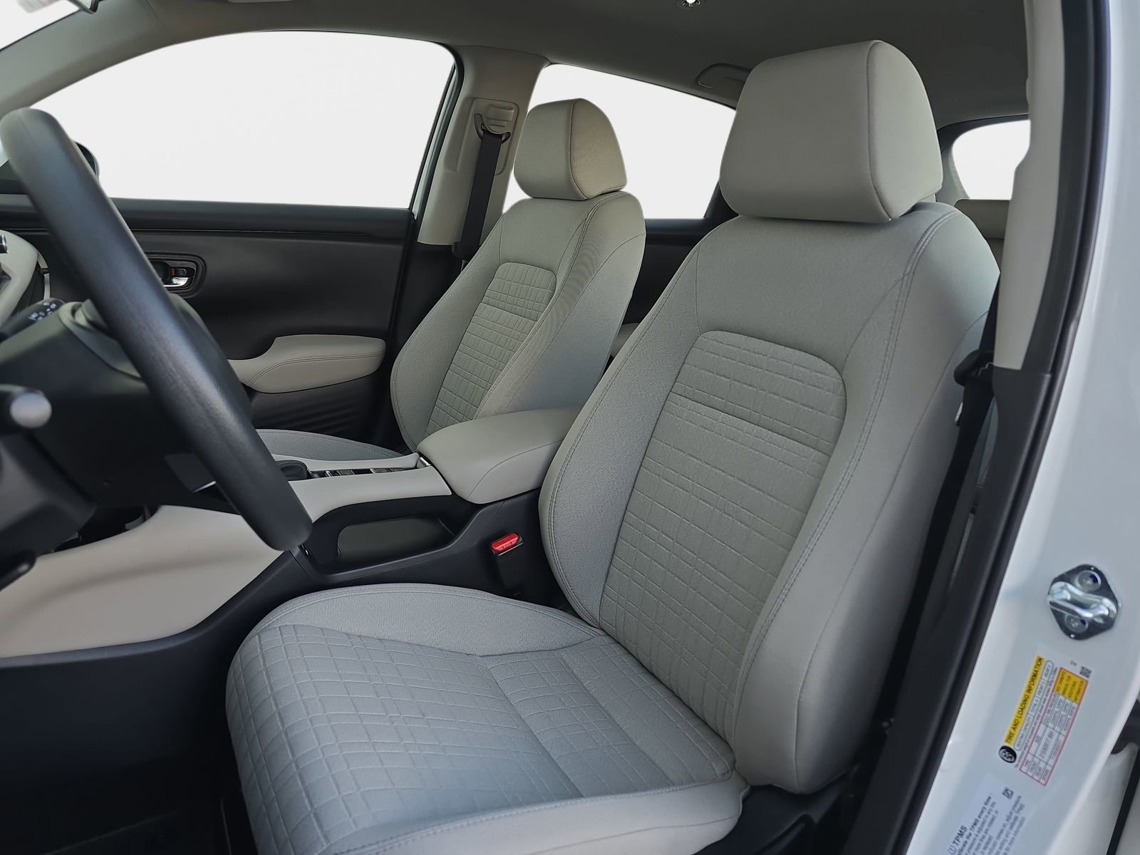 Used 2025 Honda HR-V LX image 15