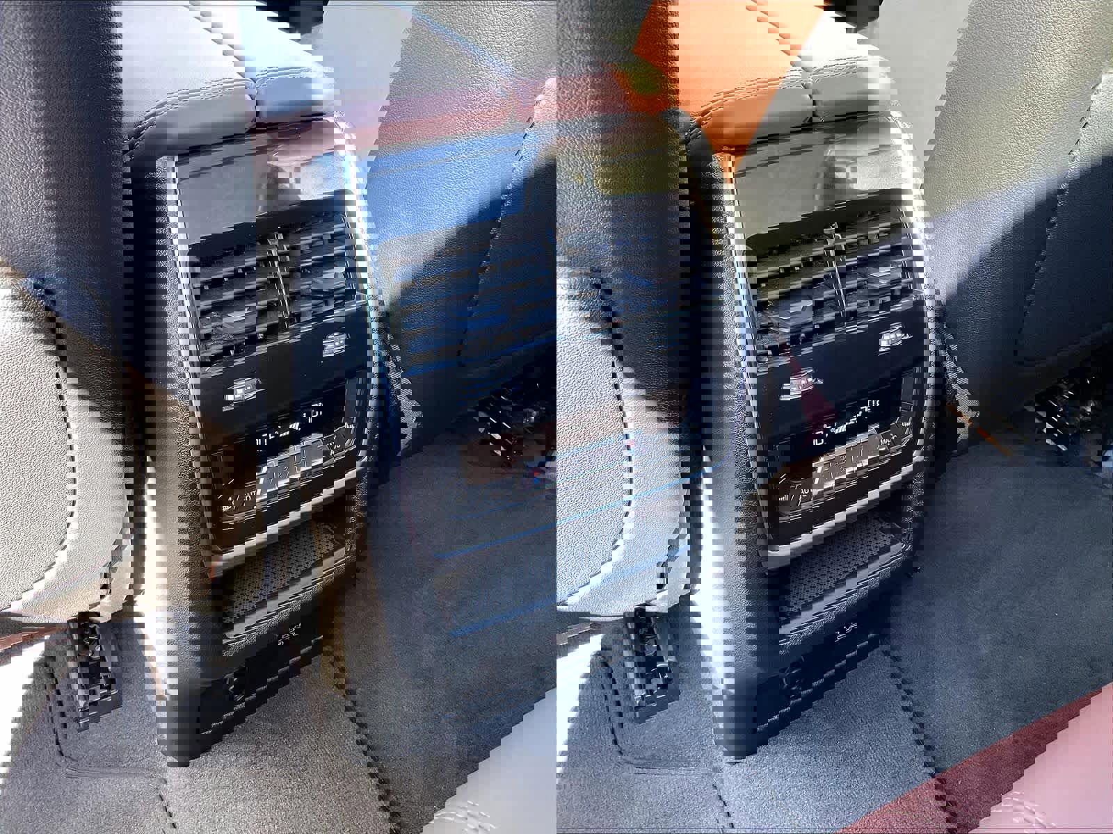 Used 2025 BMW X5 xDrive50e image 29