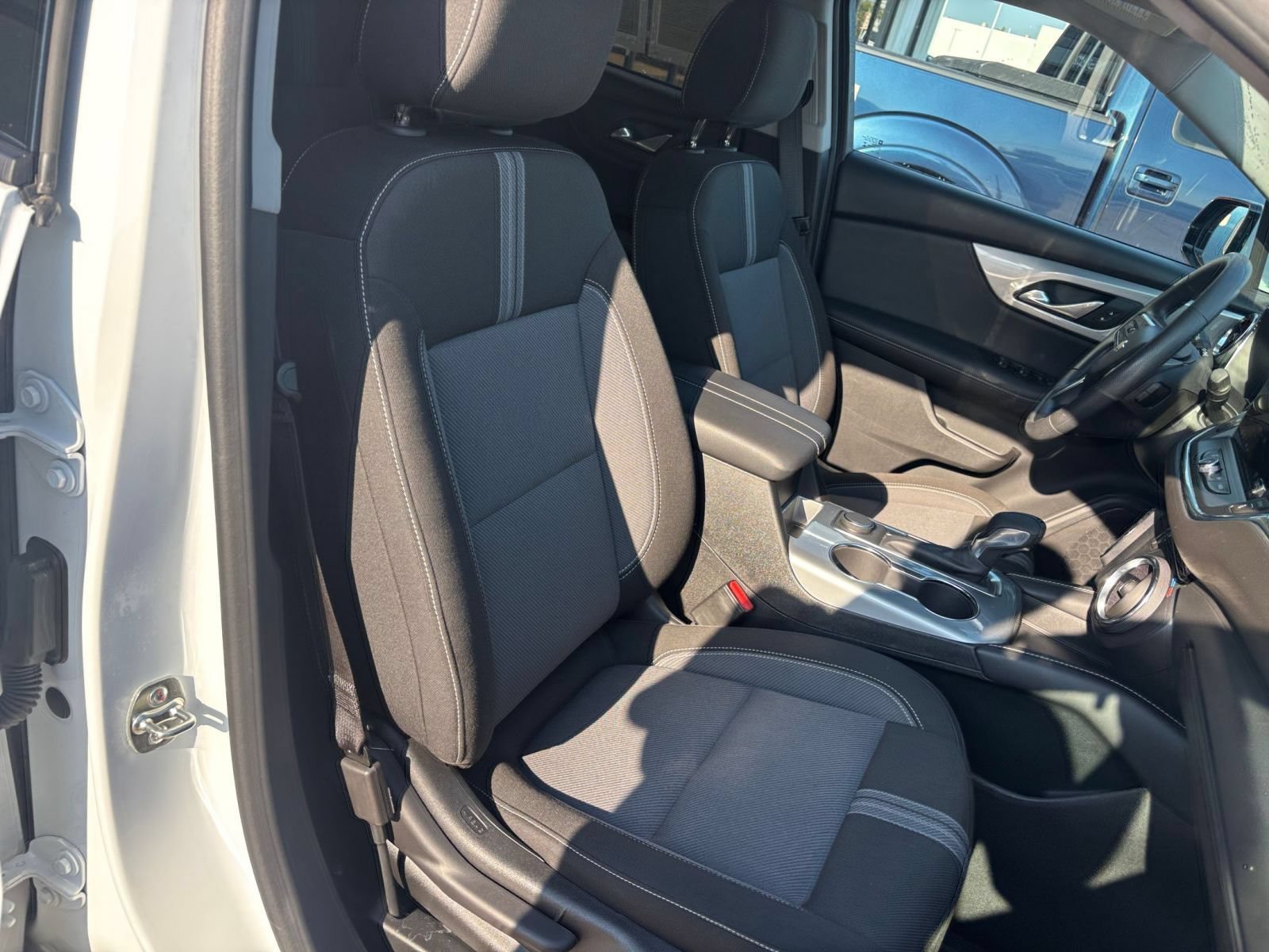 Used 2026 Chevrolet Blazer LT FWD image 36
