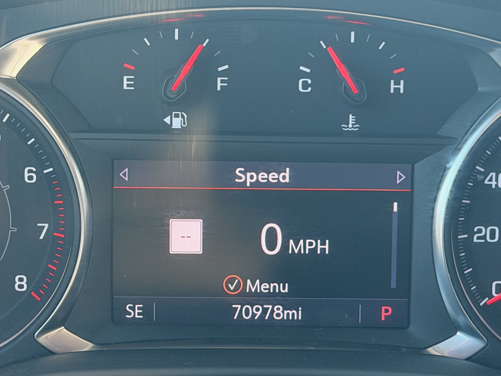 Used 2023 GMC Acadia SLT FWD image 22