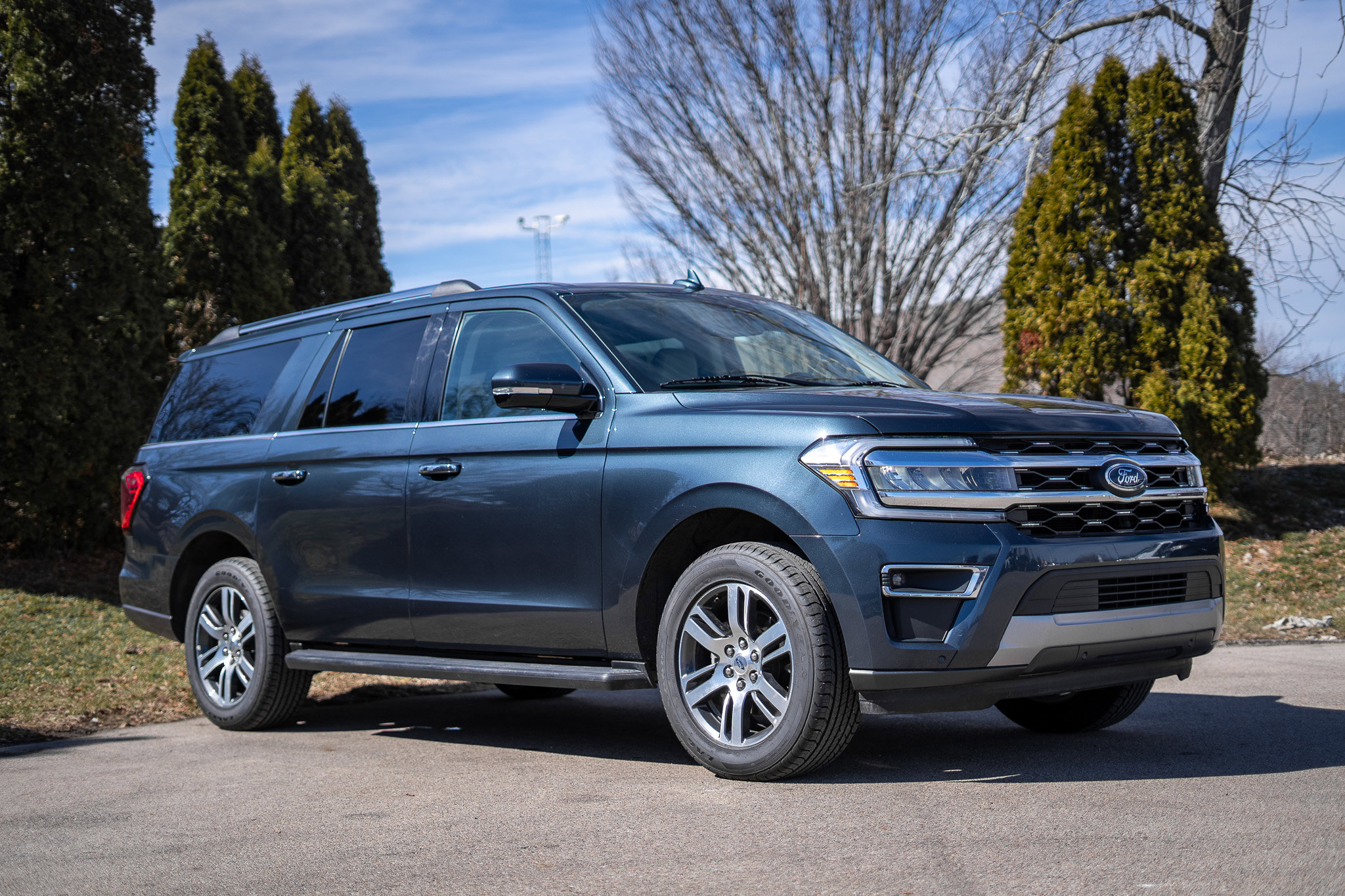 Used 2024 Ford Expedition Max Limited image 3