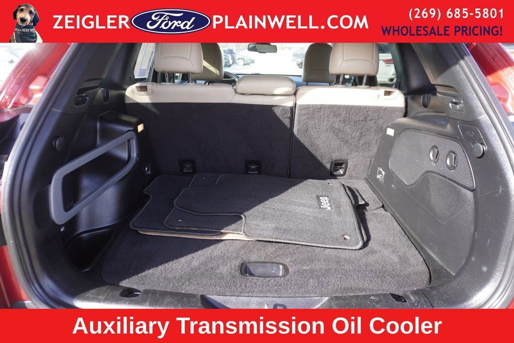 Used 2016 Jeep Cherokee Limited image 10