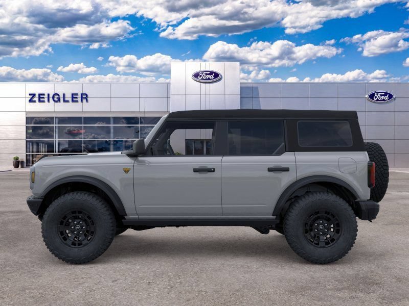 New 2026 Ford Bronco Badlands AWD/4WD image 3