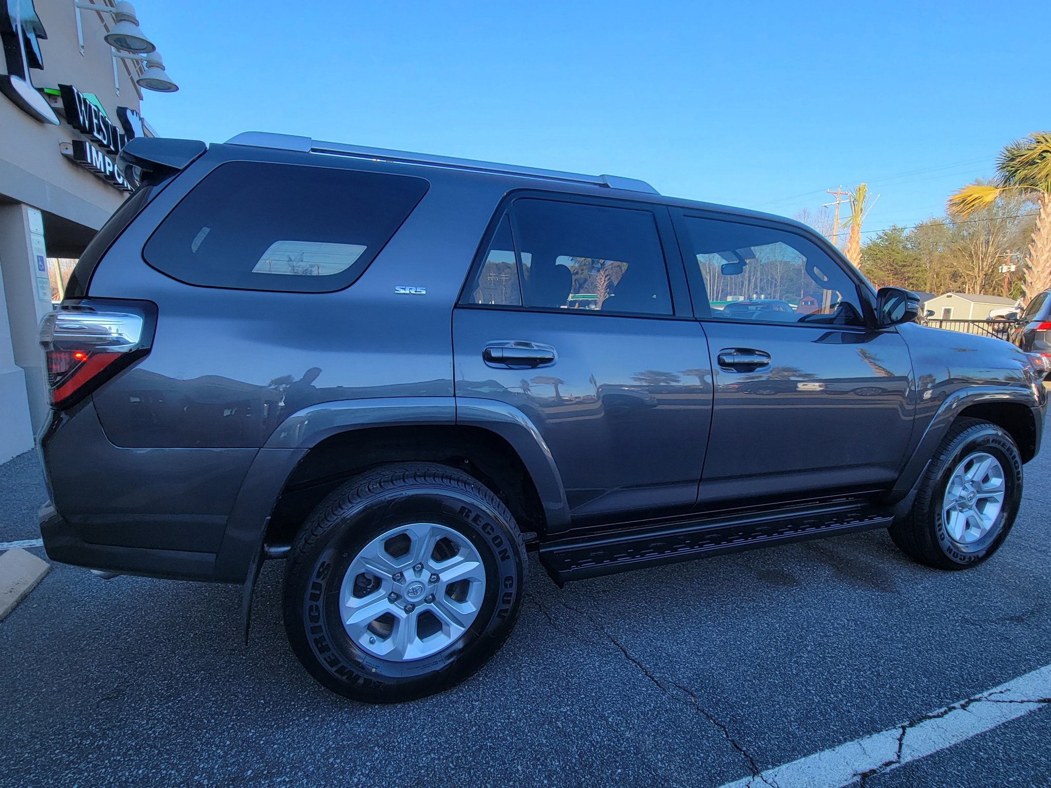 Used 2018 Toyota 4Runner SR5 image 16