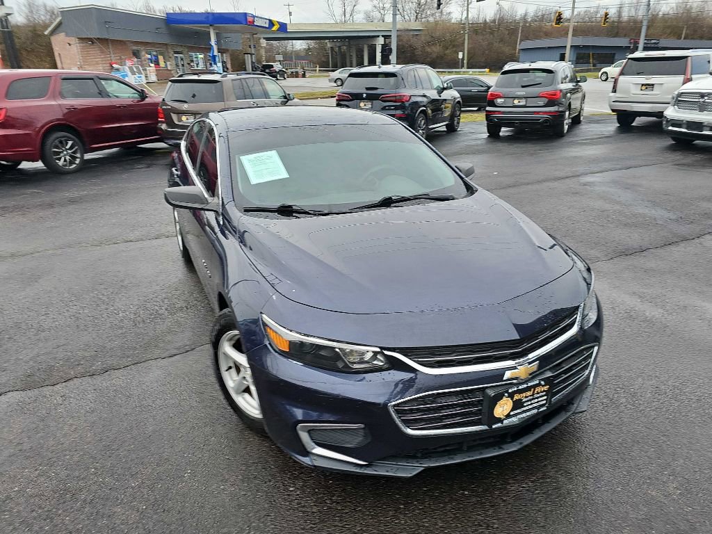Used 2017 Chevrolet Malibu LS FWD image 3