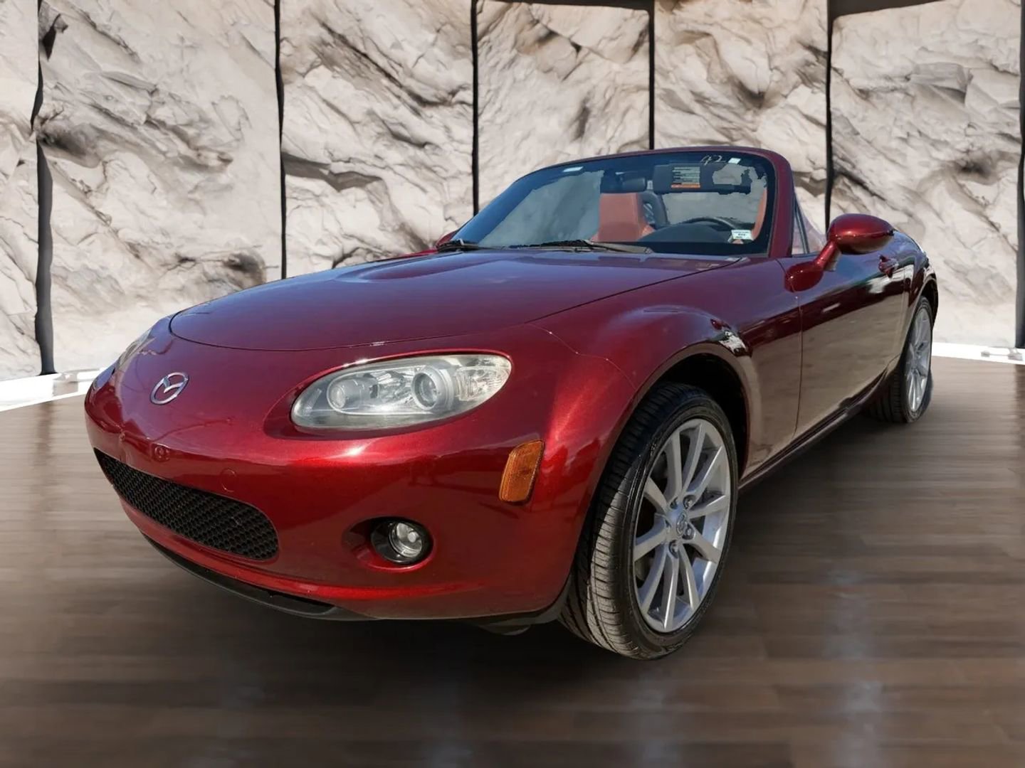 Used 2006 MAZDA MX-5 Miata Grand Touring image 2