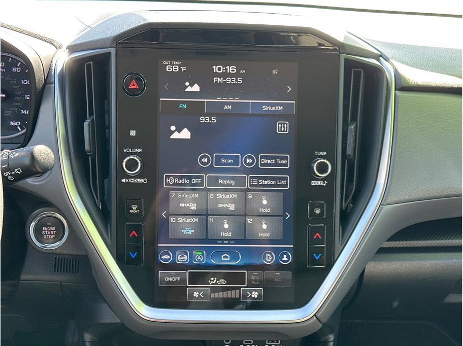 Used 2024 Subaru Crosstrek 2.0i Premium image 17