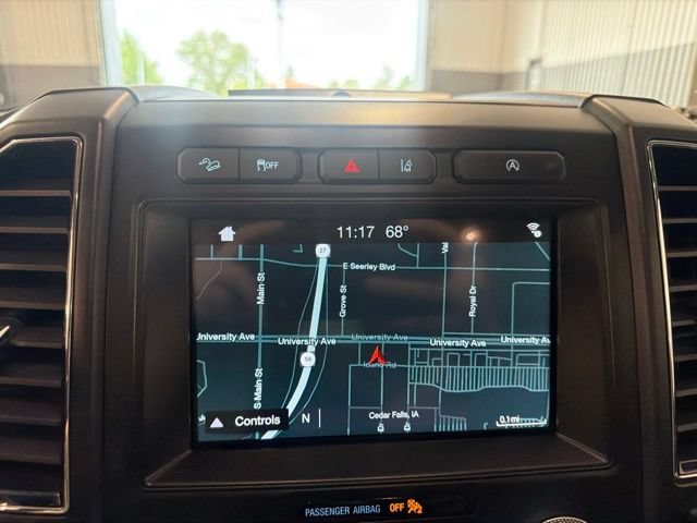 Used 2018 Ford Expedition Limited w/ Equipment Group 301A AWD/4WD image 26