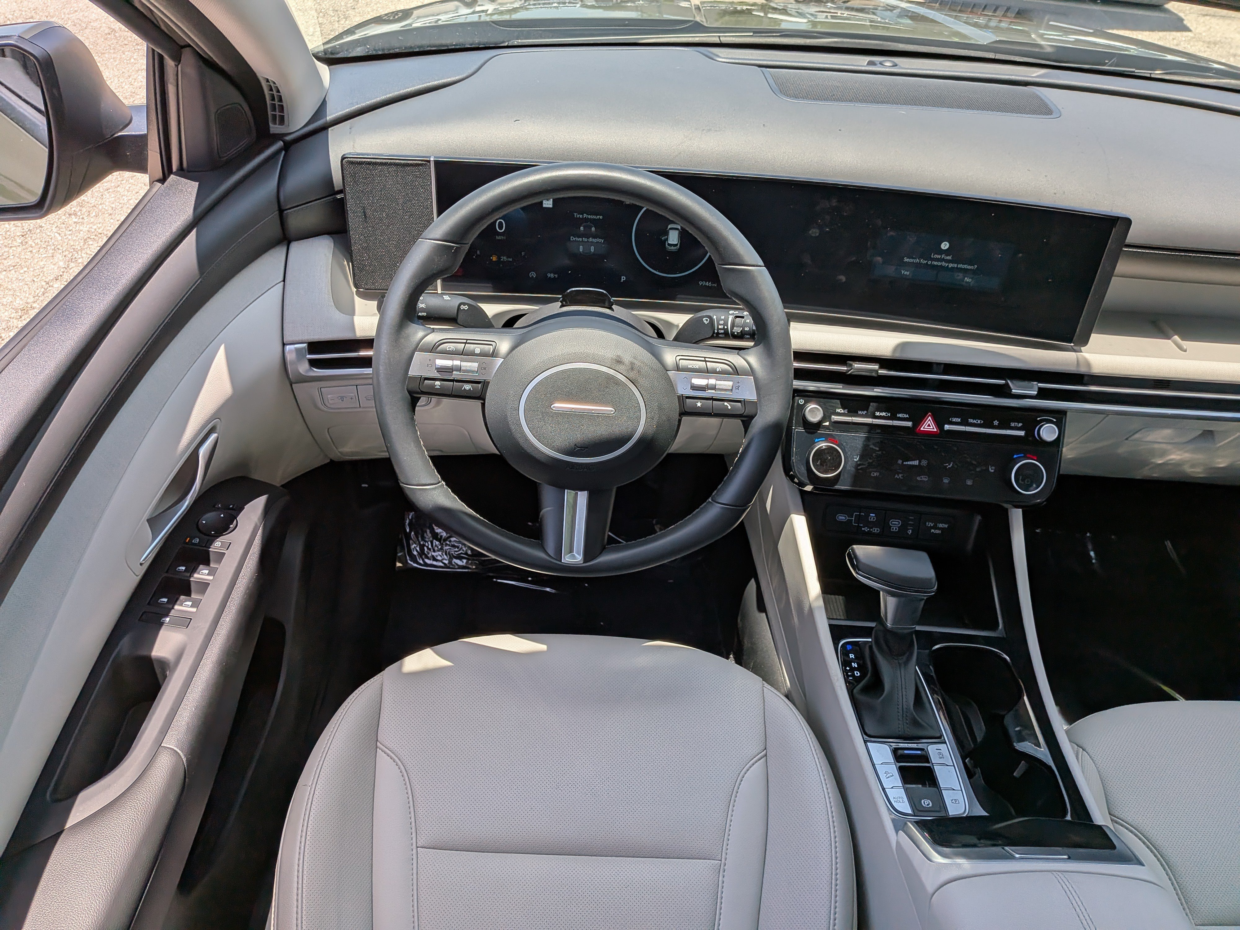Used 2025 Hyundai Tucson SEL FWD image 18