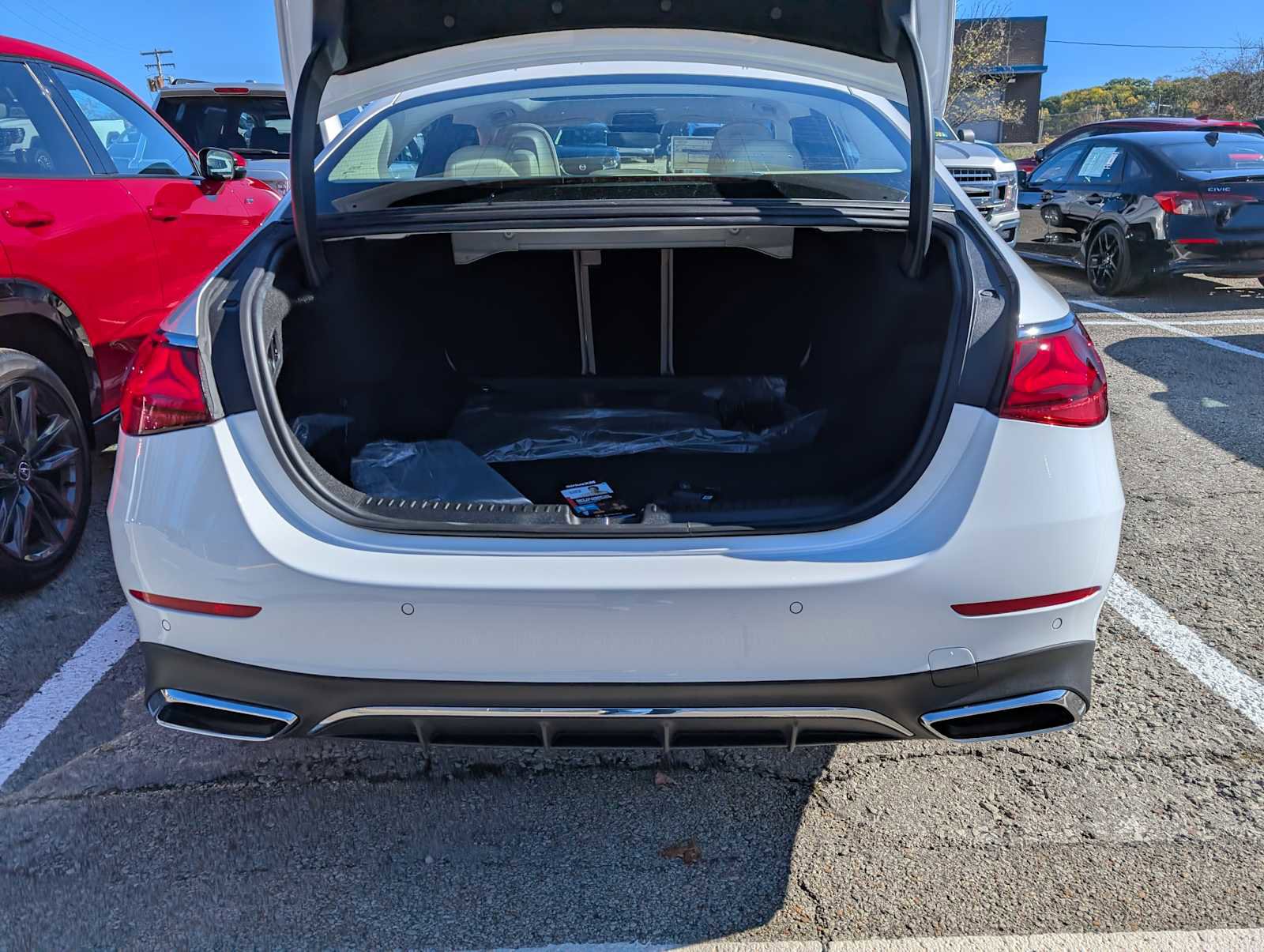 New 2026 Mercedes-Benz E 350 4MATIC Sedan image 16