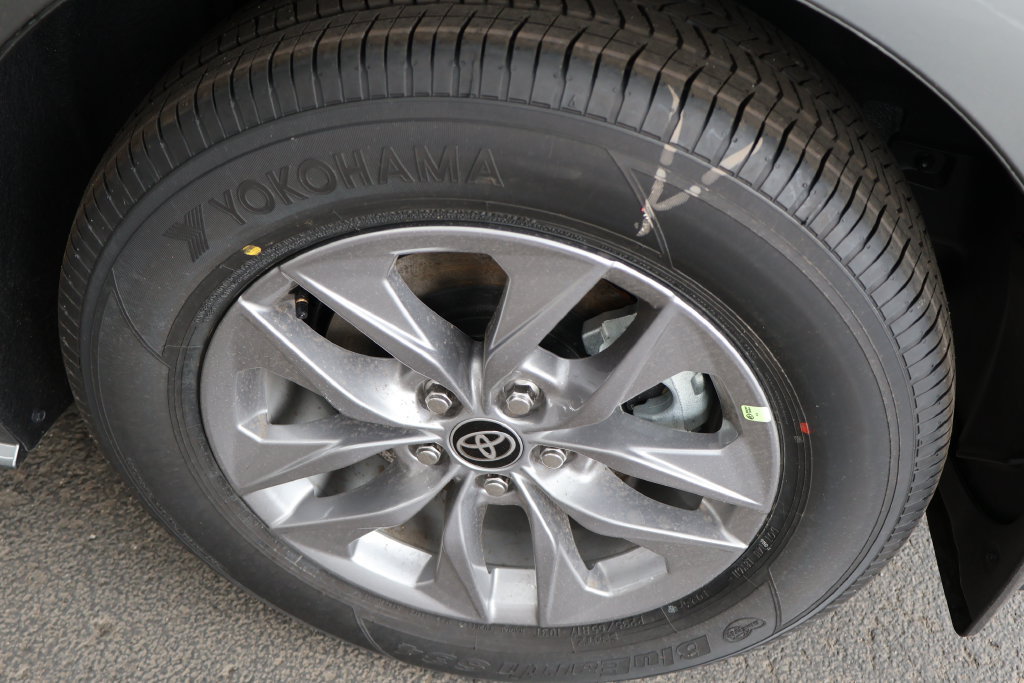 New 2026 Toyota Sienna XLE AWD/4WD image 61