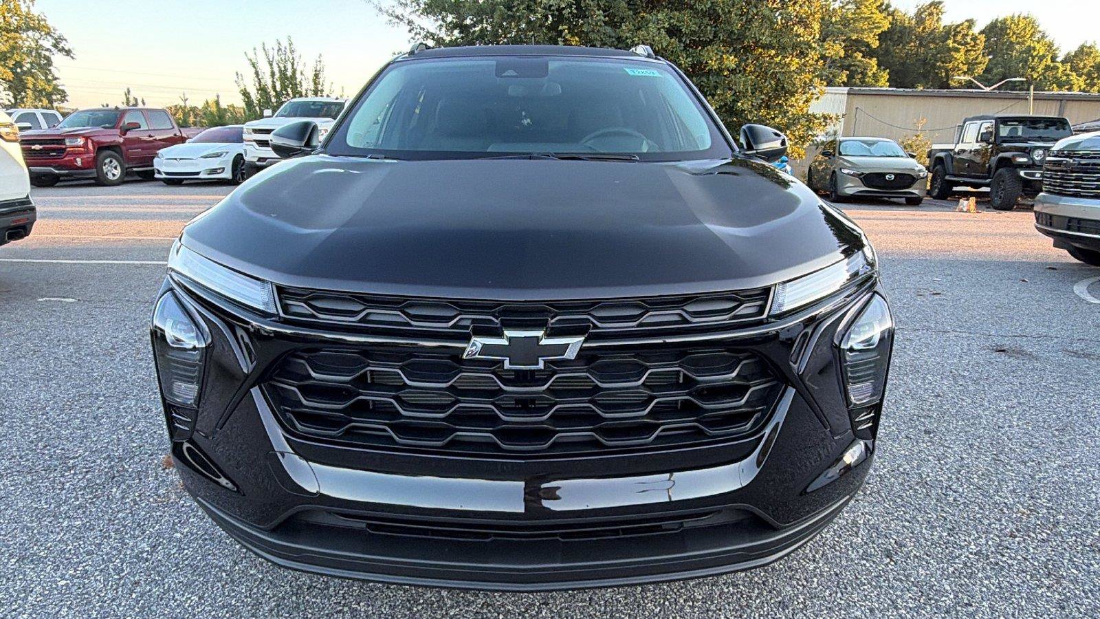 New 2026 Chevrolet Trax LT w/ Driver Confidence Package FWD video 2