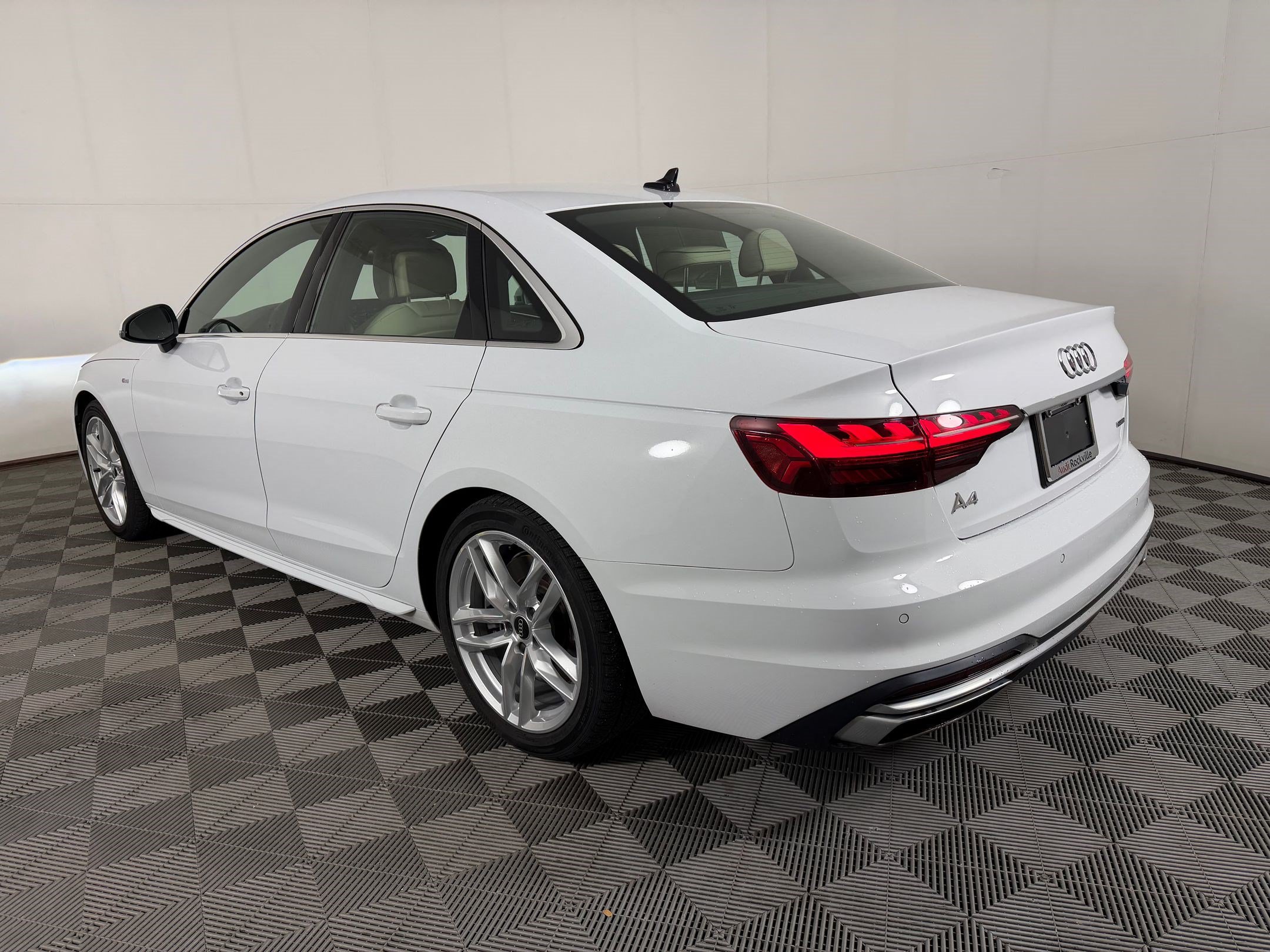 Certified 2023 Audi A4 2.0T Premium w/ Convenience Package AWD/4WD image 3
