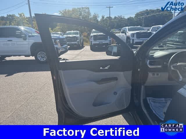 Certified 2022 GMC Acadia SLT AWD/4WD image 18