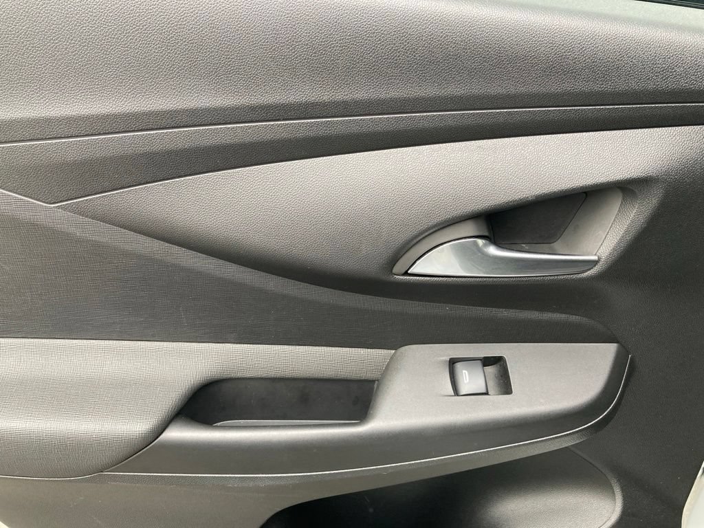 Used 2026 Buick Envista Preferred FWD image 11