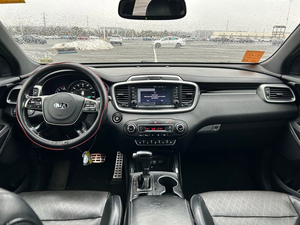 Used 2019 Kia Sorento SX image 18