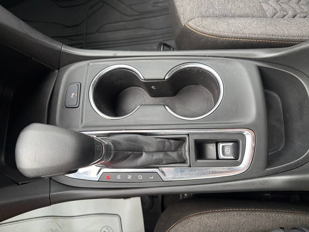 Used 2024 Chevrolet Equinox LT w/ LPO, Floor Liner Package AWD/4WD image 19