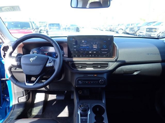 Certified 2025 Ford Bronco Sport Outer Banks w/ Outer Banks Tech Package+ AWD/4WD image 20