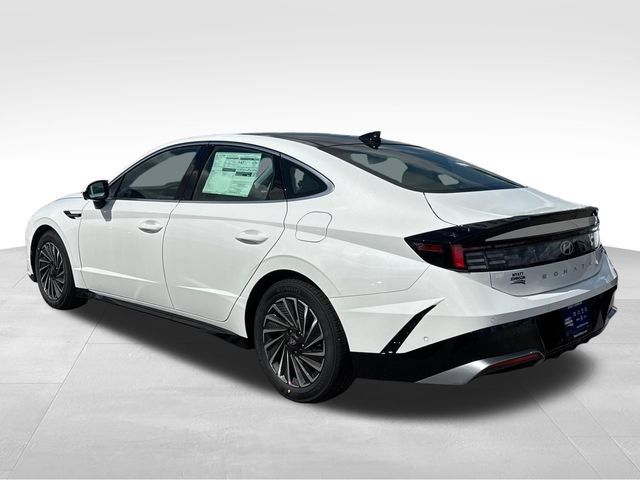 New 2026 Hyundai Sonata Limited FWD image 3