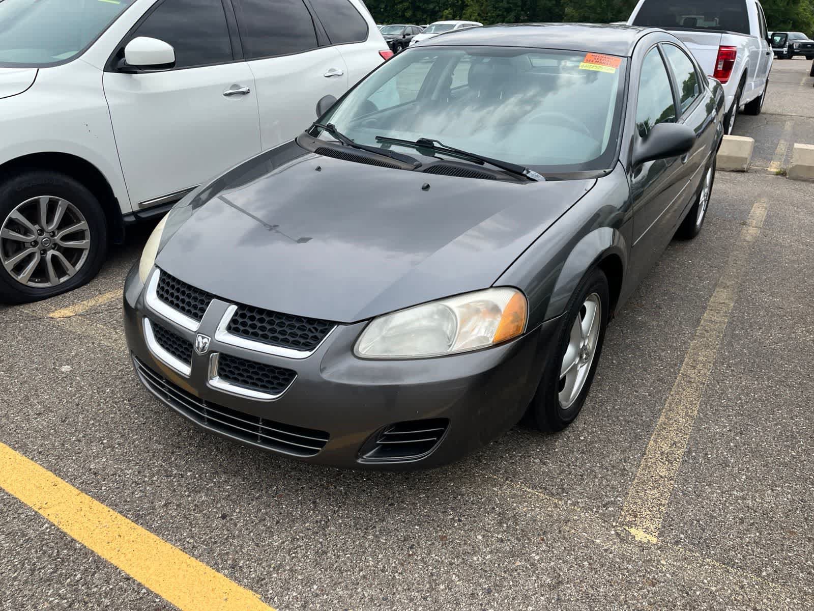 Used 2004 Dodge Stratus SXT FWD image 3