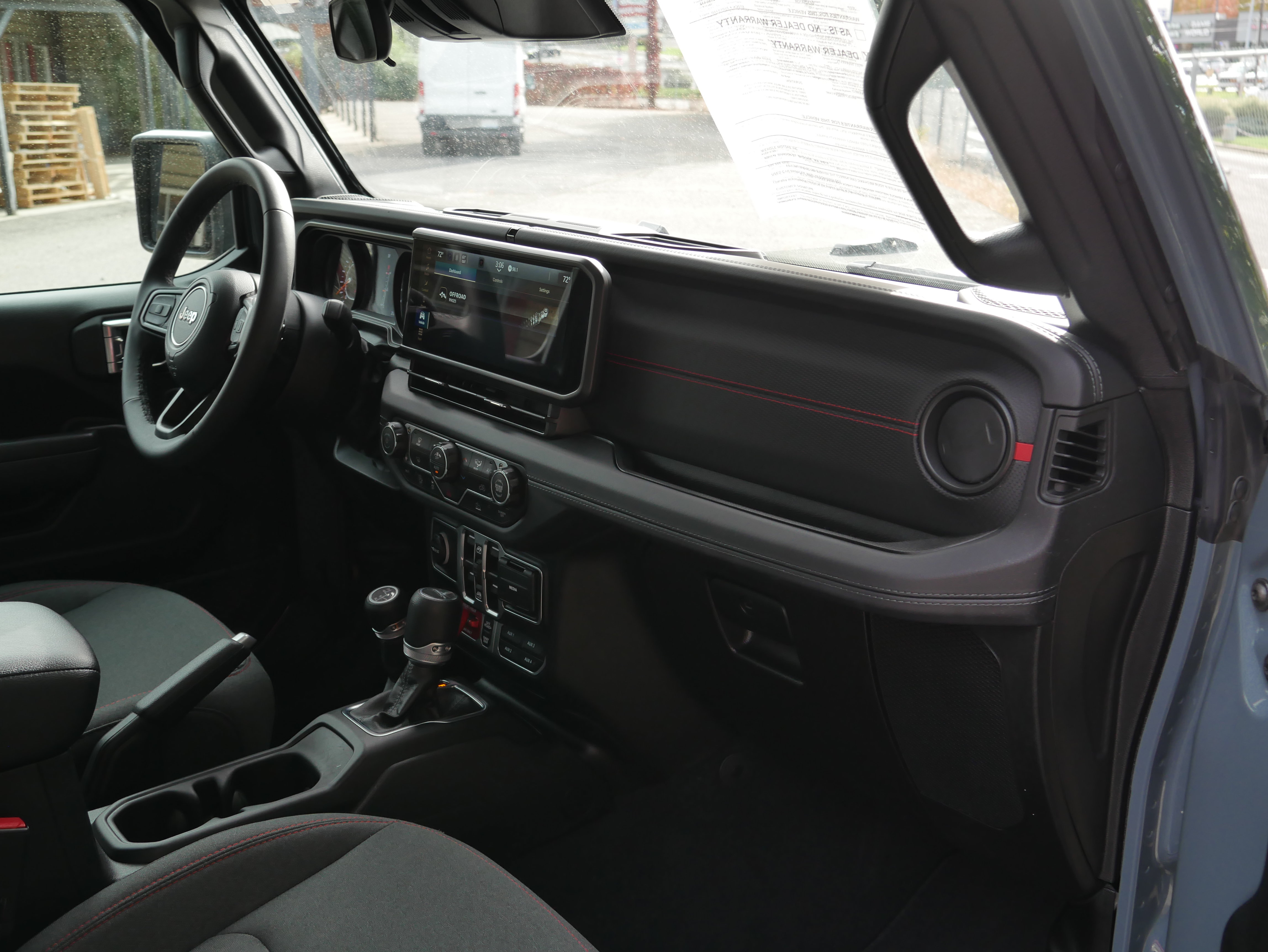 Used 2026 Jeep Gladiator Rubicon AWD/4WD image 28