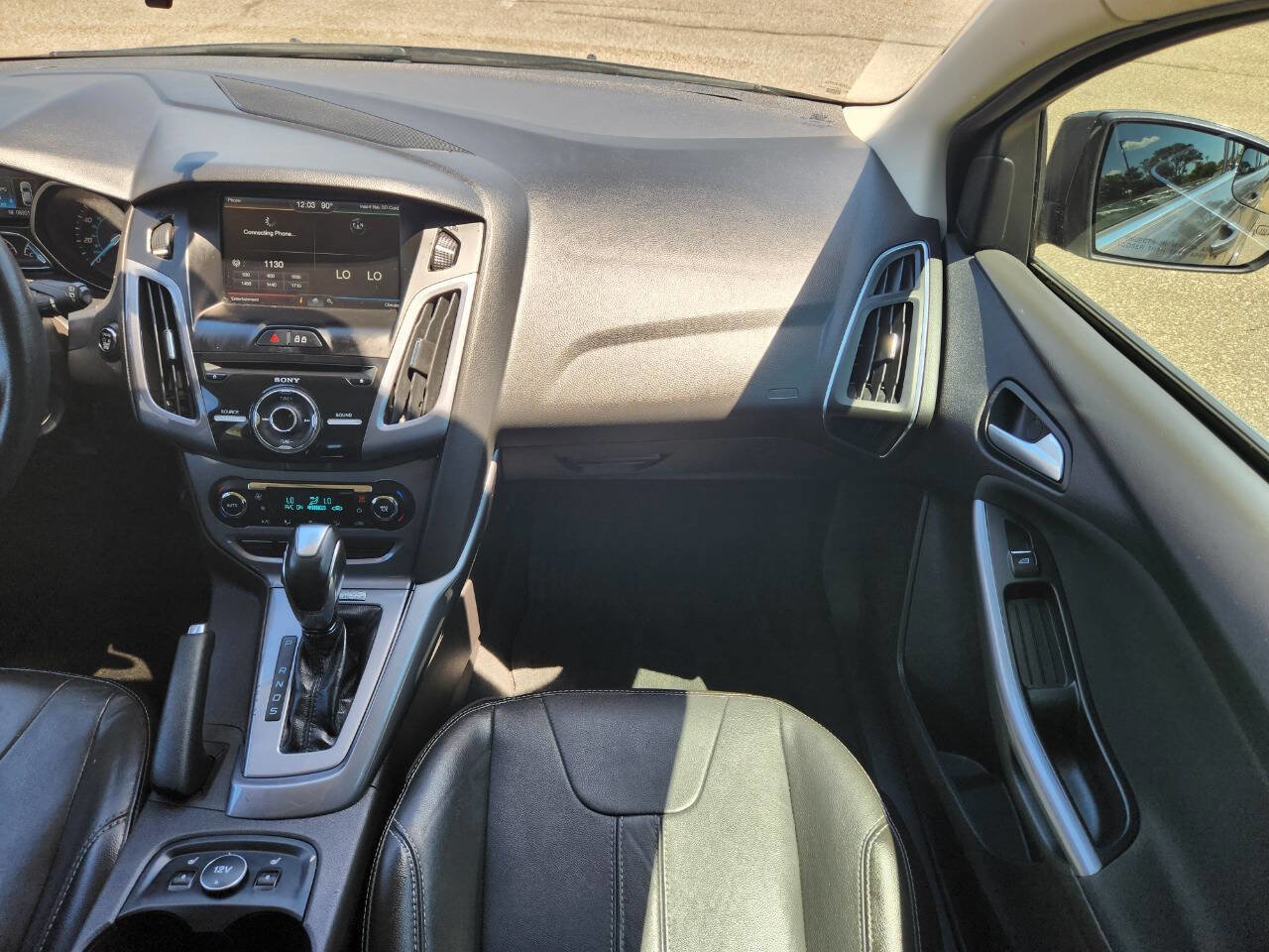 Used 2014 Ford Focus Titanium image 17