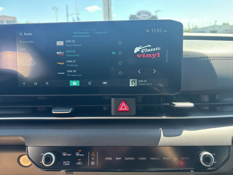 New 2026 Kia Carnival EX image 40