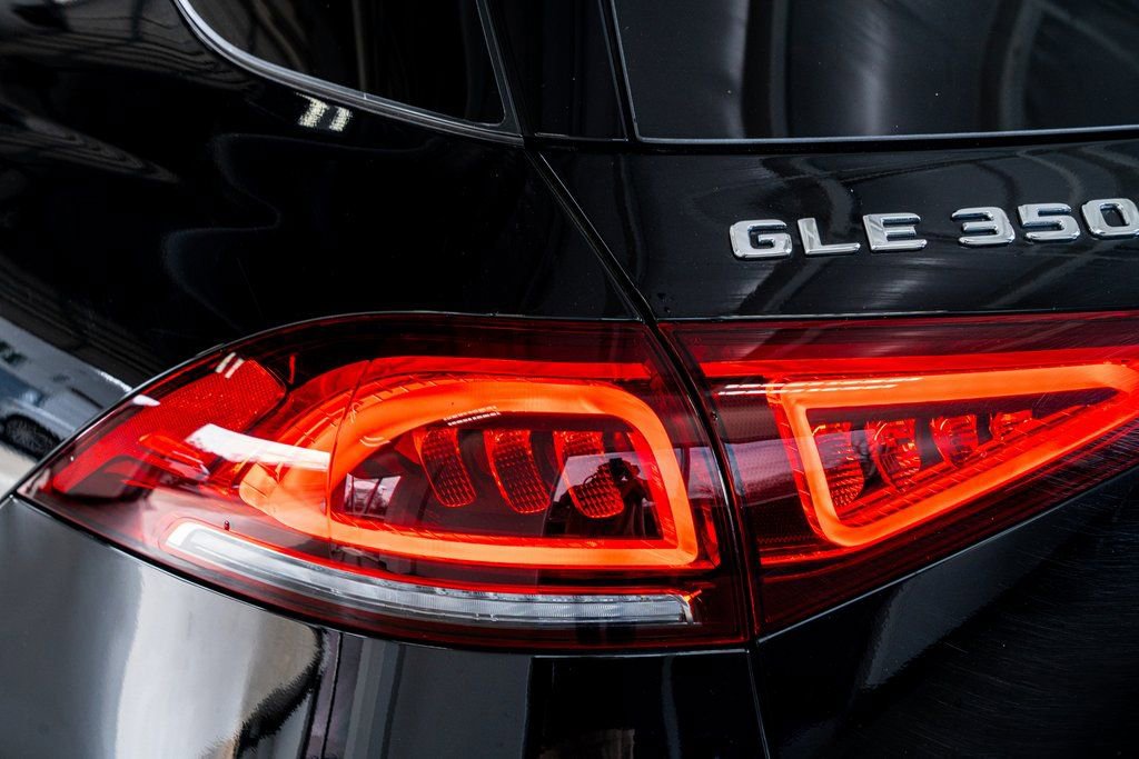 Used 2023 Mercedes-Benz GLE 350 4MATIC w/ AMG Line Exterior image 23