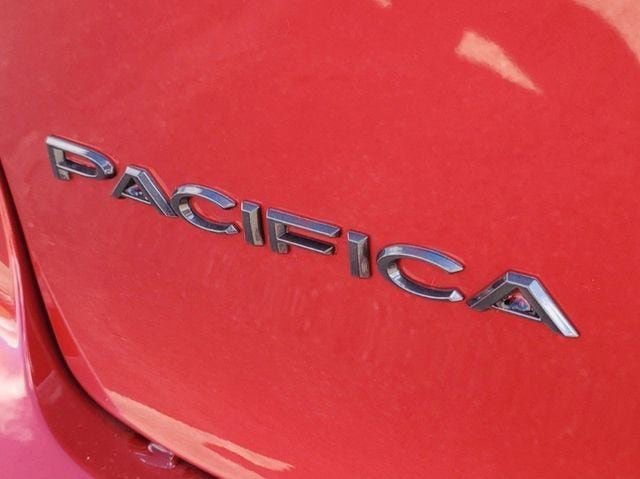 New 2026 Chrysler Pacifica Select AWD/4WD image 7