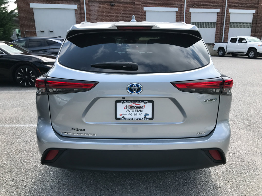Certified 2022 Toyota Highlander XLE AWD/4WD image 7