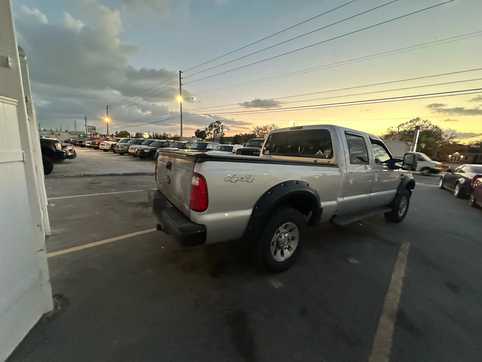 Used 2010 Ford F250 4x4 Crew Cab Super Duty image 3