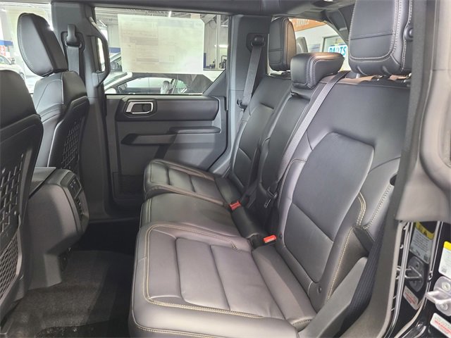 New 2025 Ford Bronco Badlands image 15