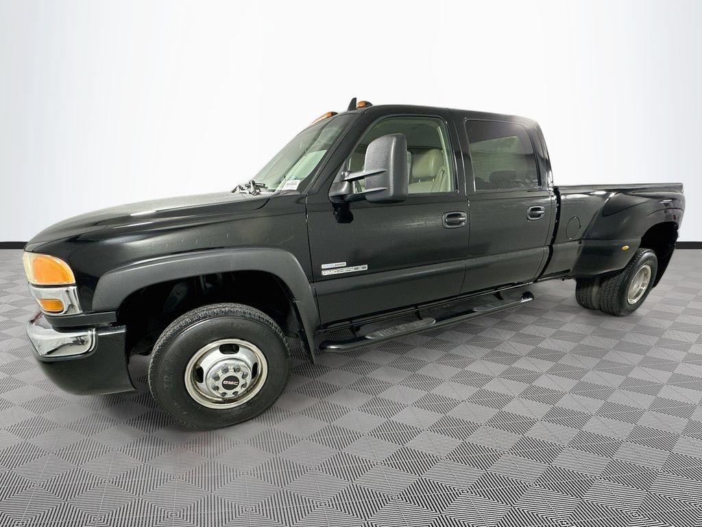 Used 2007 GMC Sierra 3500 SLT w/ Heavy-Duty Power Package AWD/4WD image 4