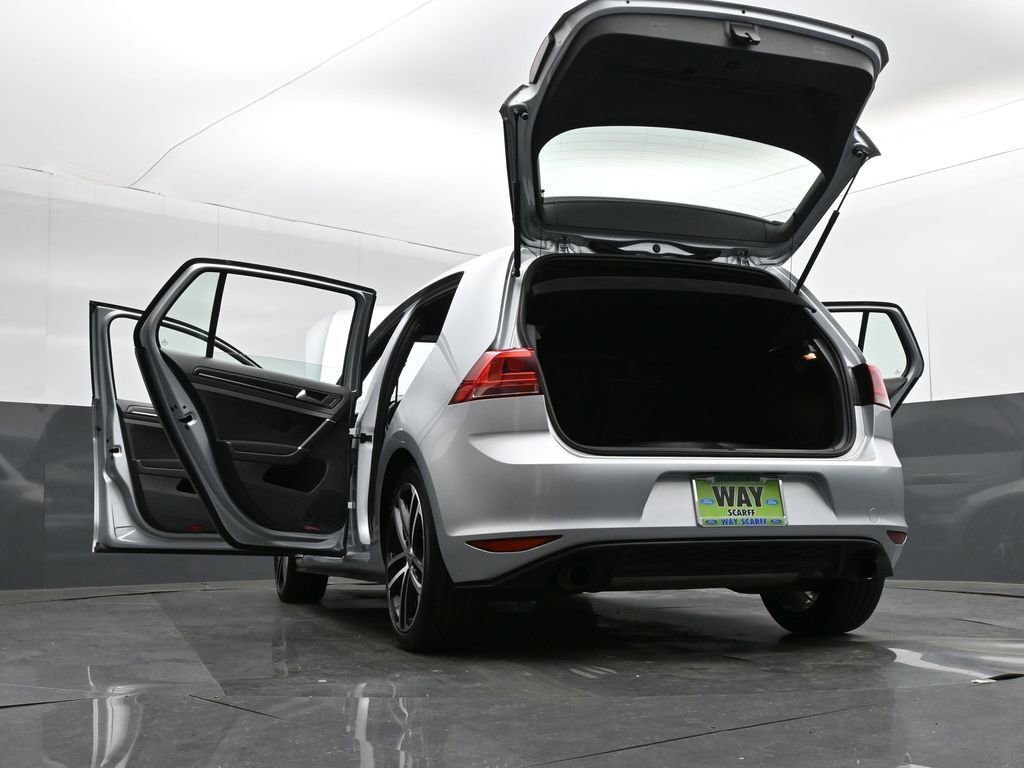 Used 2017 Volkswagen GTI Sport FWD image 34