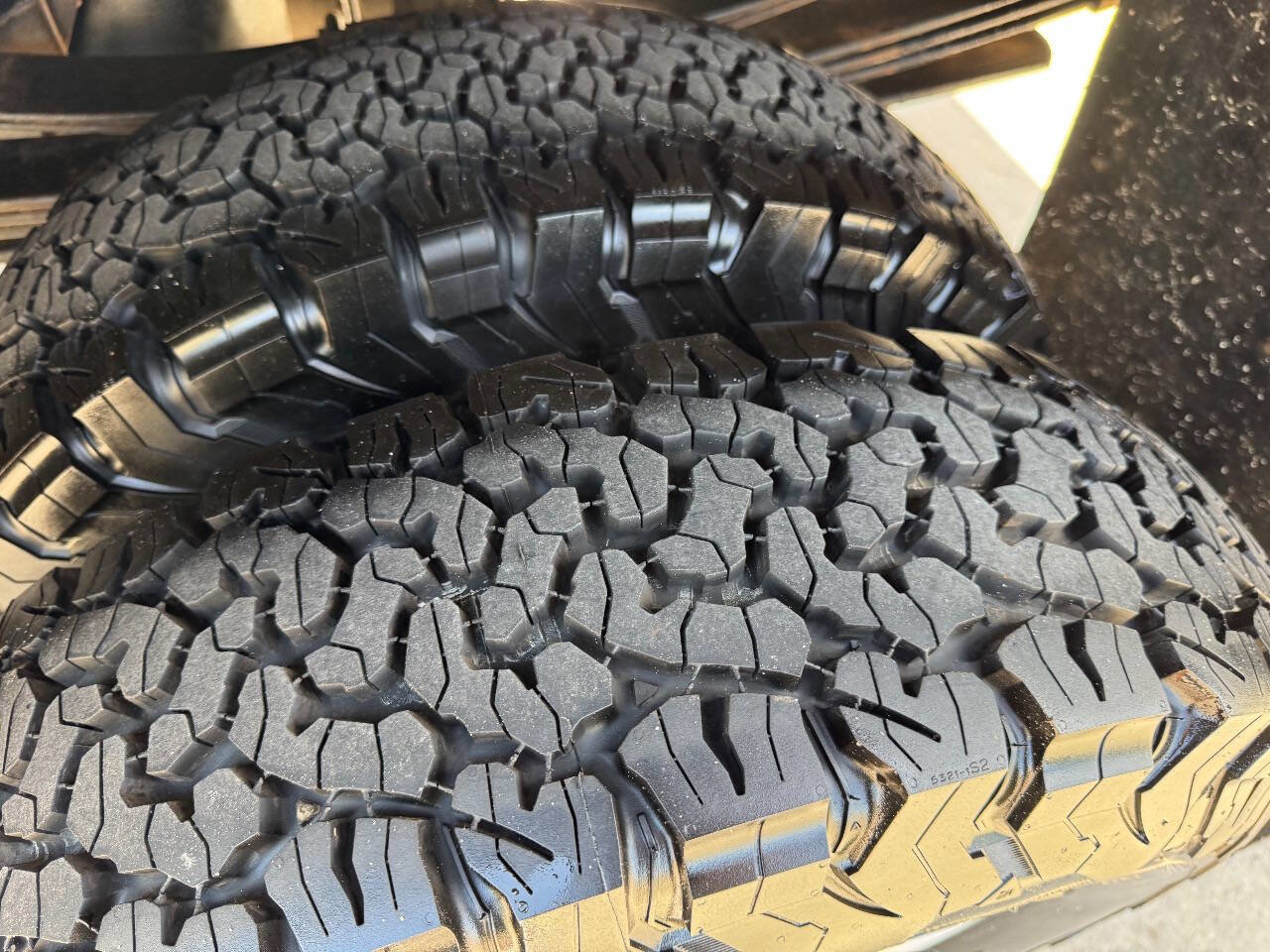 Used 1998 Dodge Ram 3500 Truck SLT LARAMIE 4X4 12V 5.9L CUMMI image 36