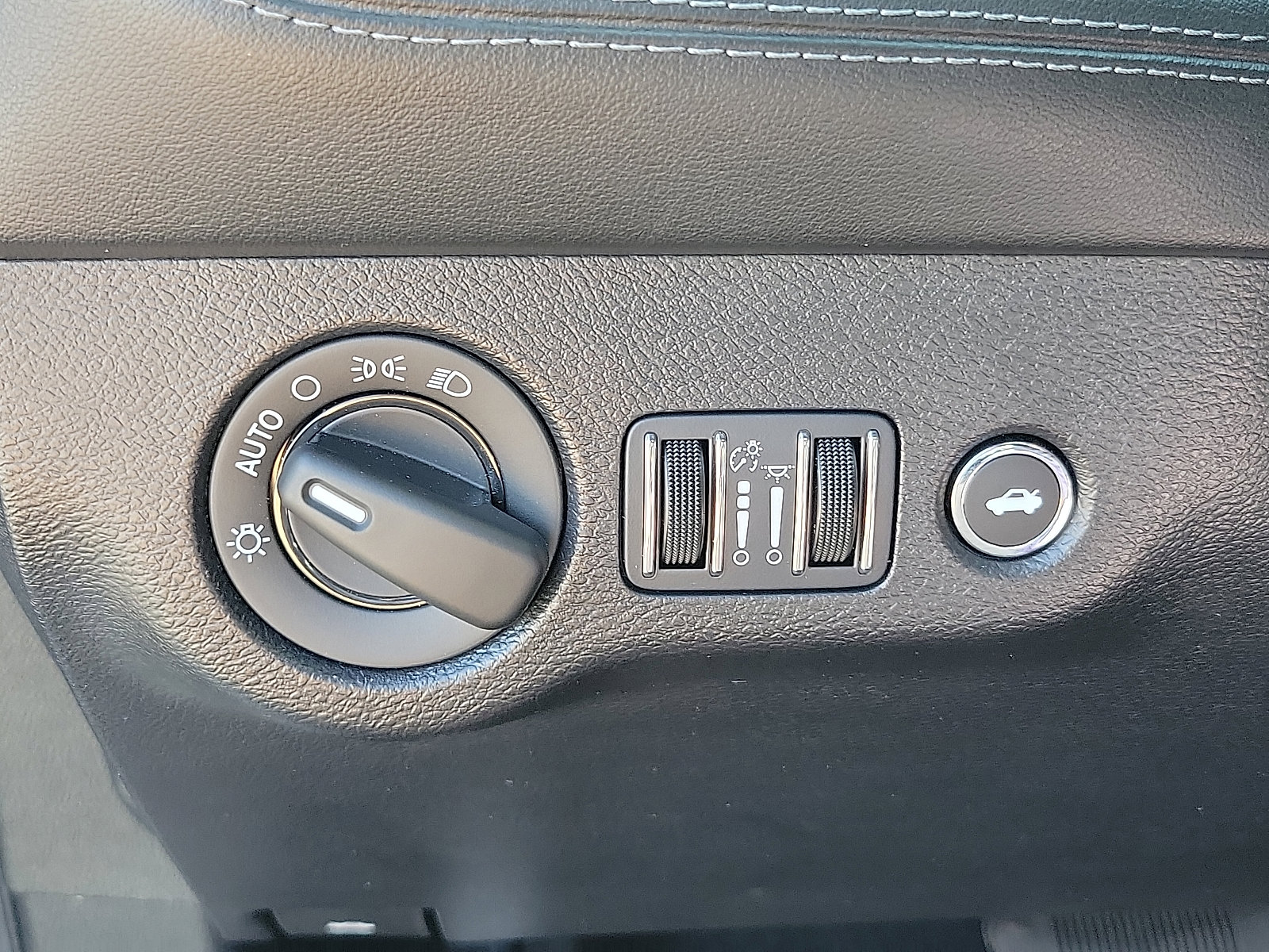 Used 2023 Dodge Challenger R/T Scat Pack image 23