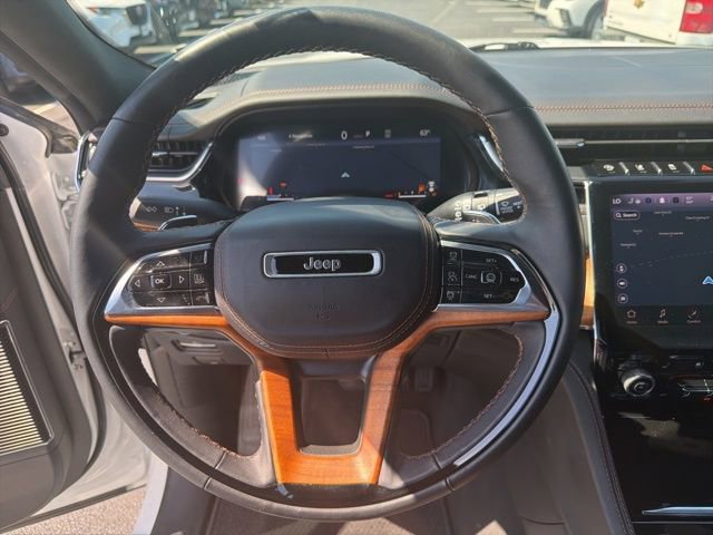Used 2024 Jeep Grand Cherokee Summit image 26
