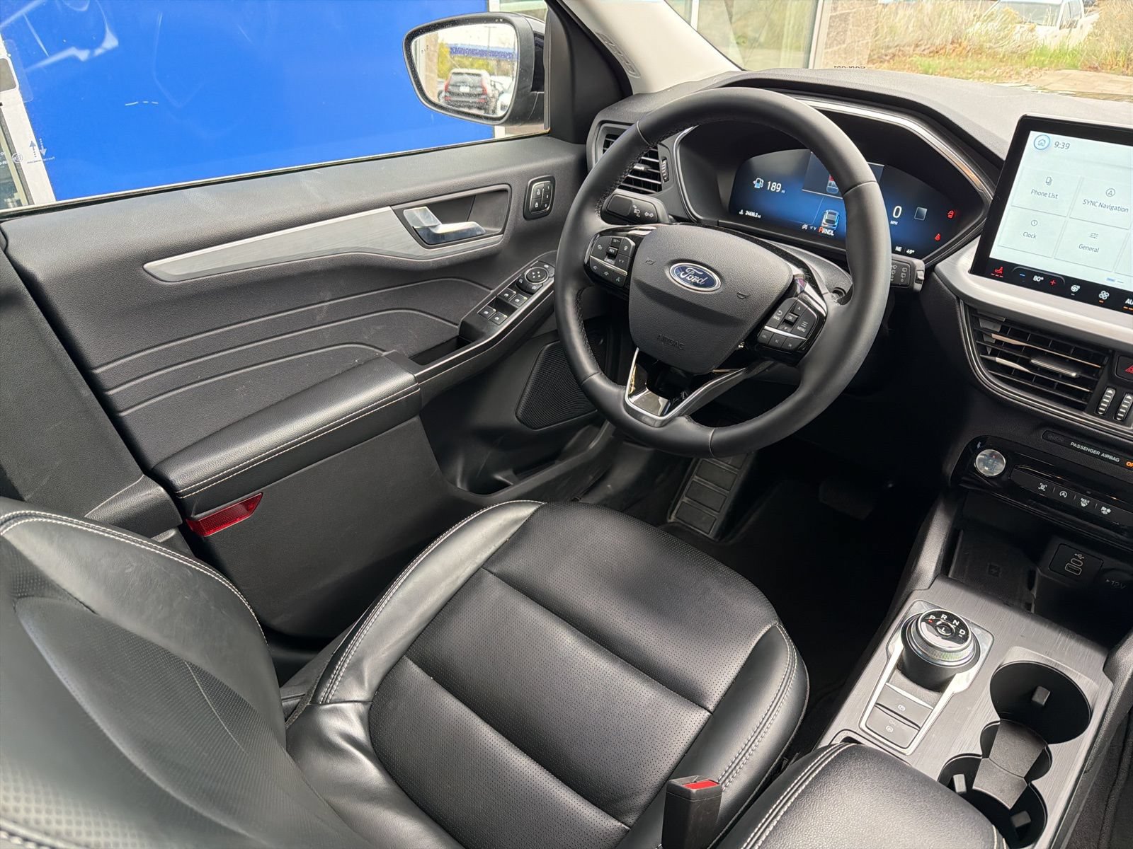 Used 2025 Ford Escape Platinum AWD/4WD image 13