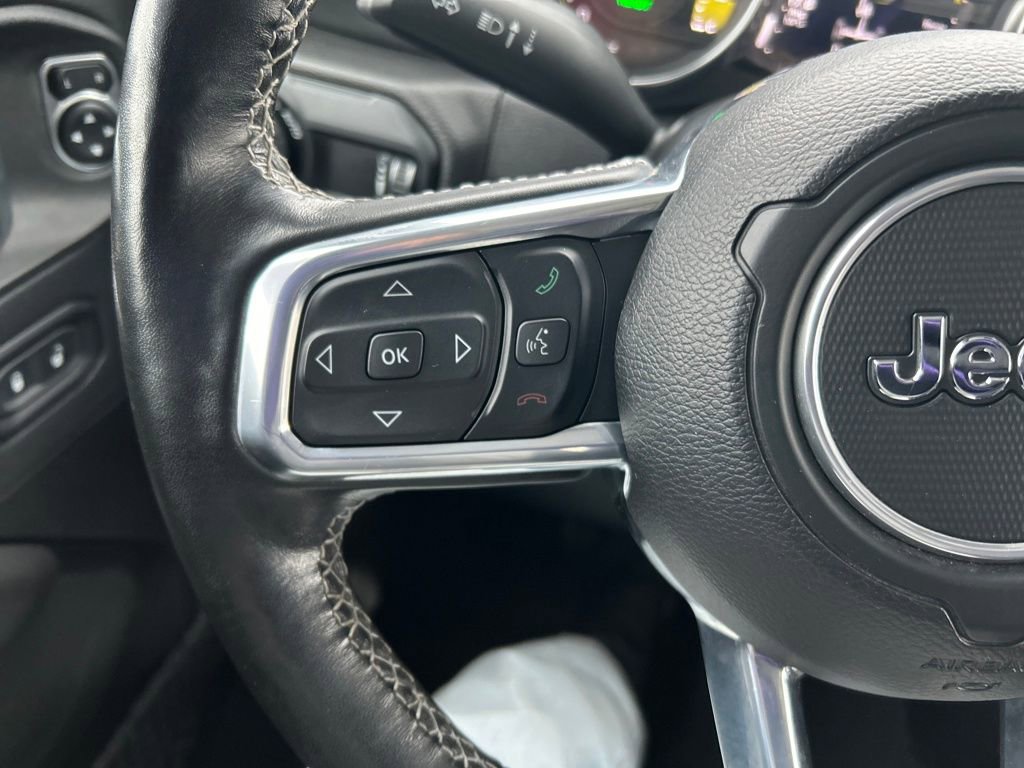 Used 2023 Jeep Wrangler Unlimited Sahara w/ Cold Weather Group image 15