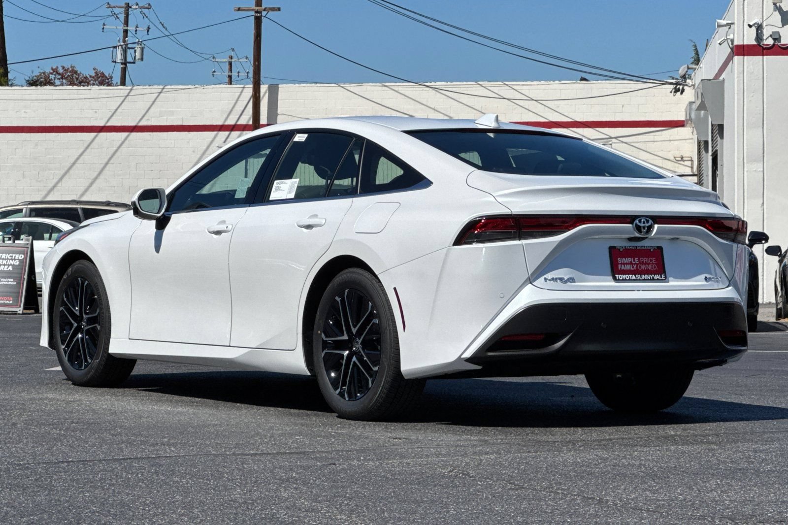 New 2026 Toyota Mirai RWD image 7