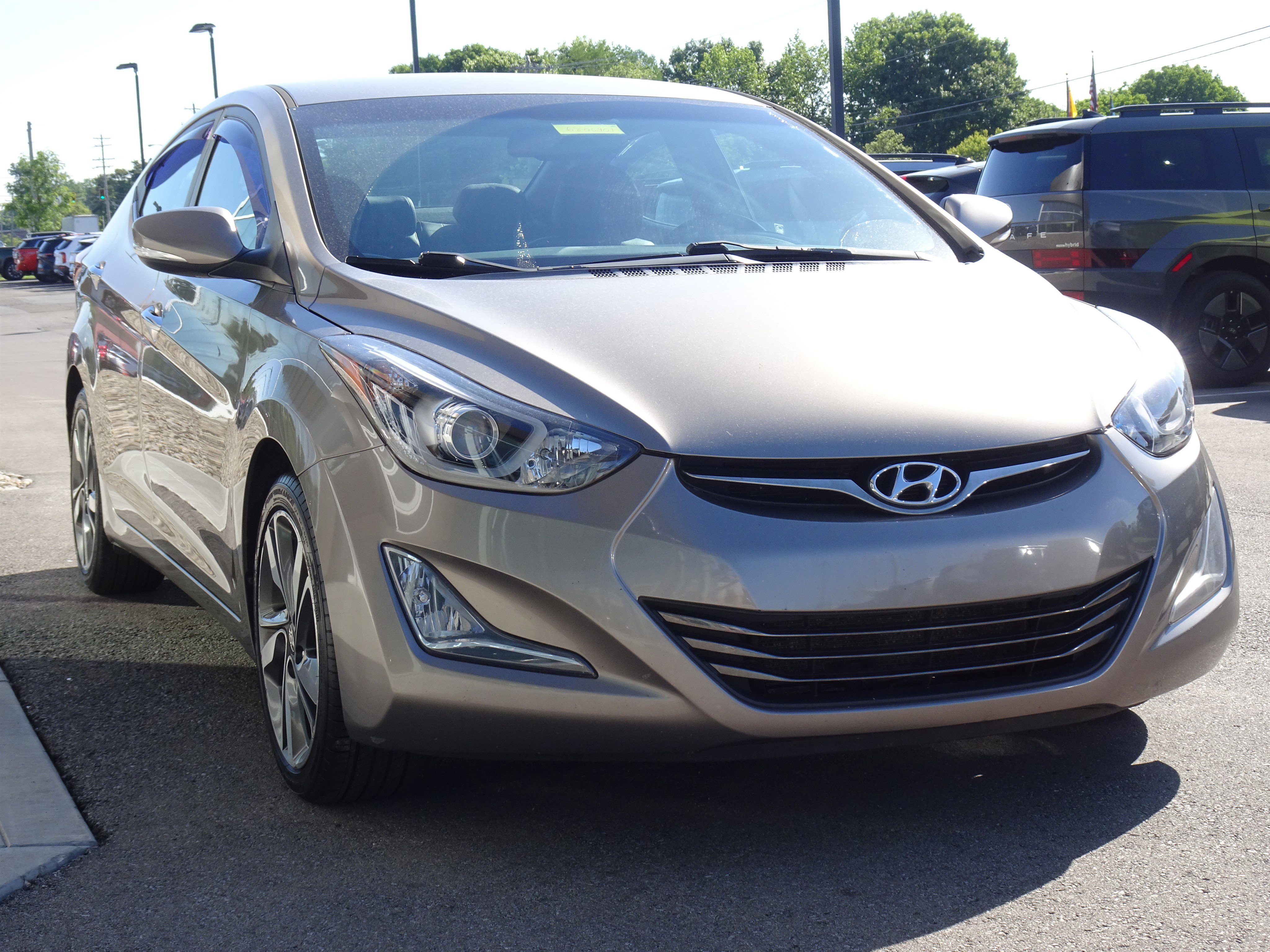 Used 2015 Hyundai Elantra Limited FWD image 6