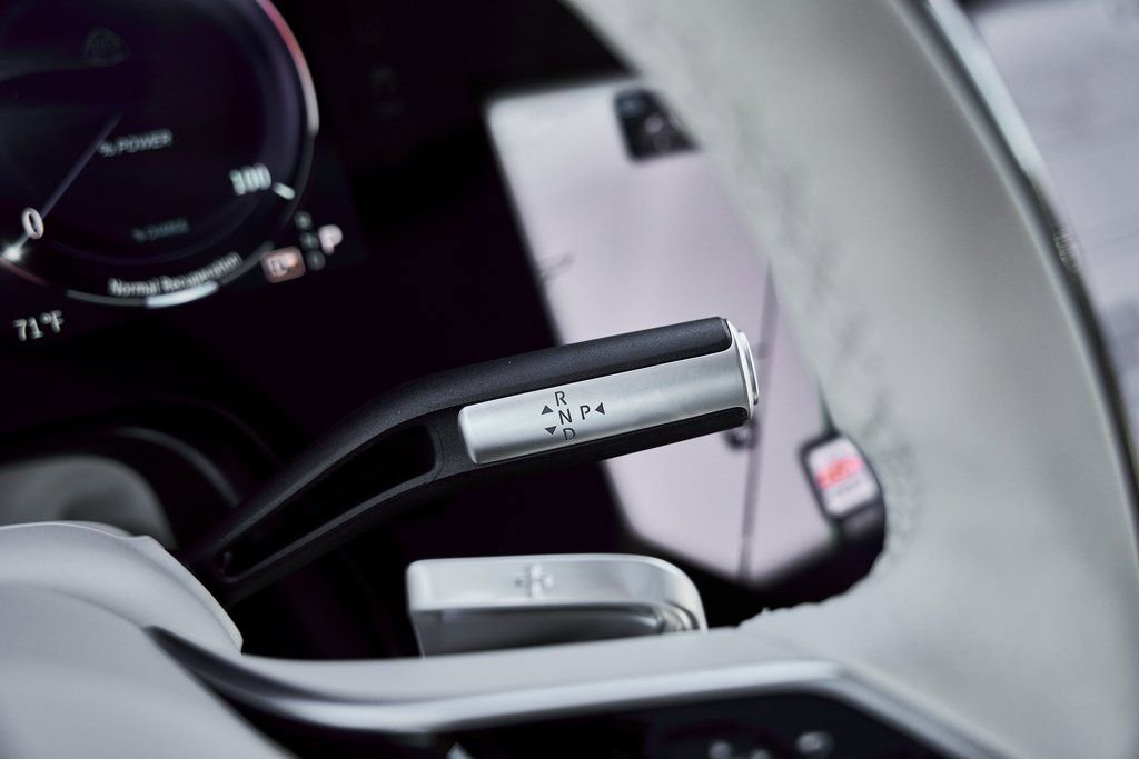 Used 2025 Mercedes-Benz Maybach EQS 680 4MATIC image 74