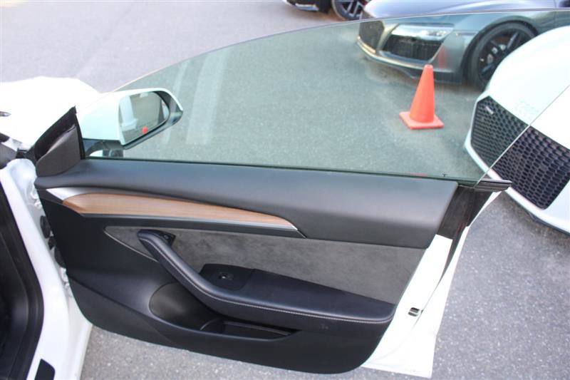 Used 2023 Tesla Model 3 Standard Range RWD image 13