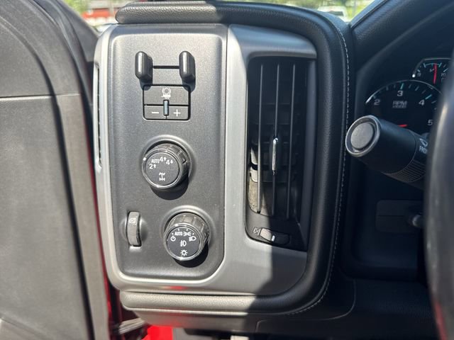 Used 2018 GMC Sierra 1500 SLT w/ SLT Premium Package AWD/4WD image 17