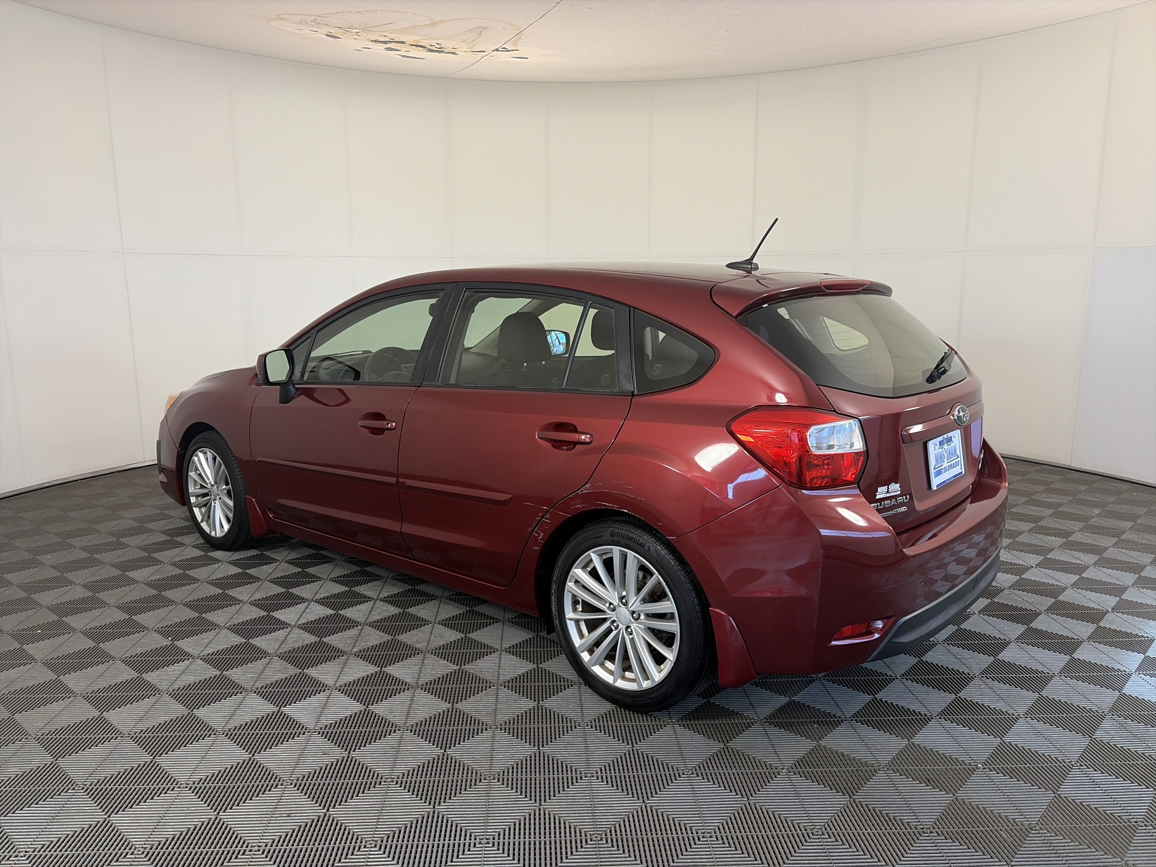 Used 2012 Subaru Impreza 2.0i Premium image 7