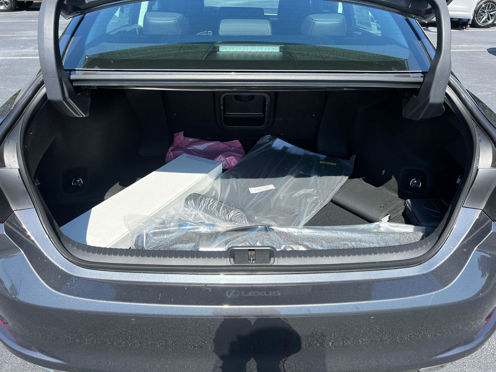 New 2025 Lexus ES 350 w/ Premium Package image 13