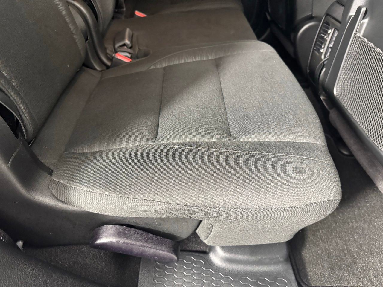 Used 2025 Dodge Durango GT AWD/4WD image 35