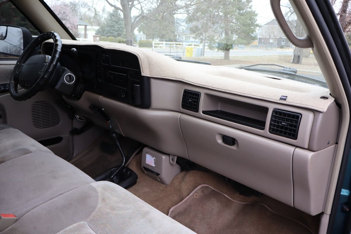 Used 1996 Dodge Ram 2500 Truck 4x4 Club Cab image 17