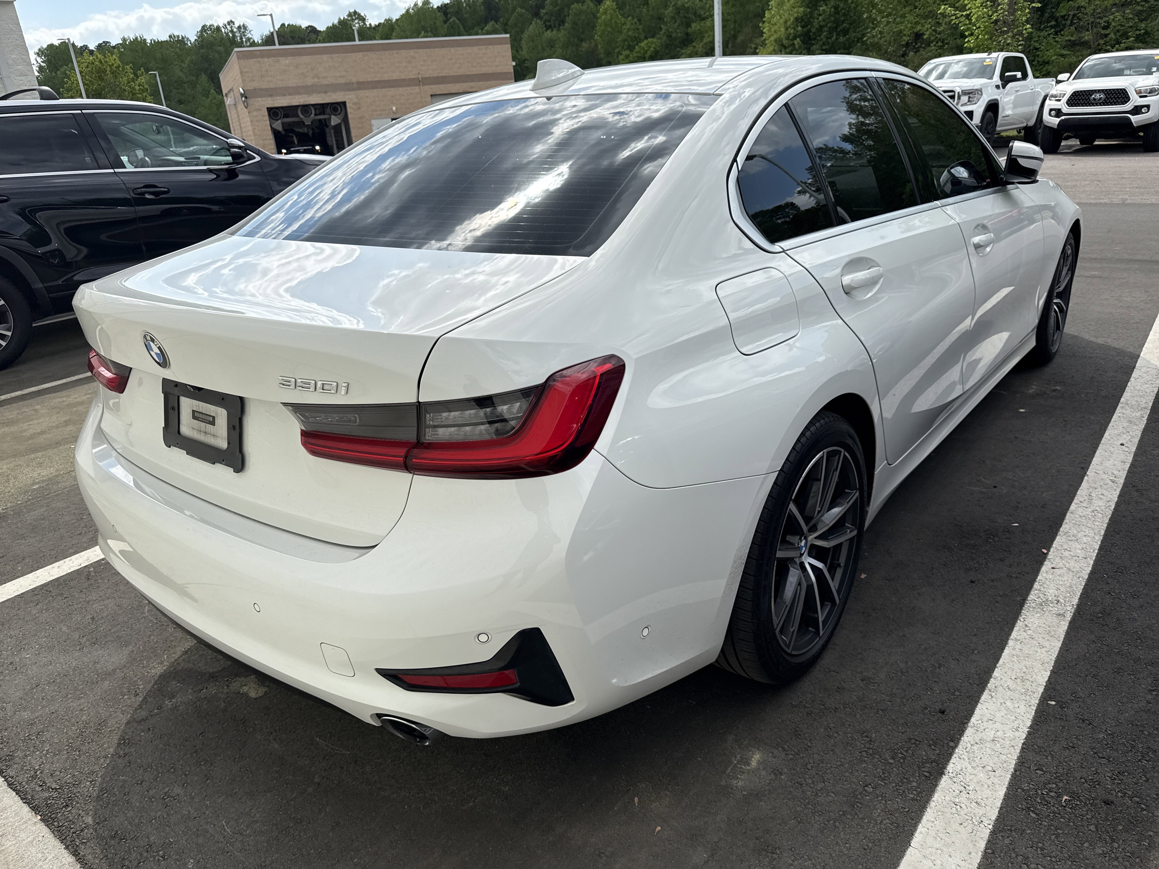 Used 2020 BMW 330i Sedan w/ Convenience Package image 44