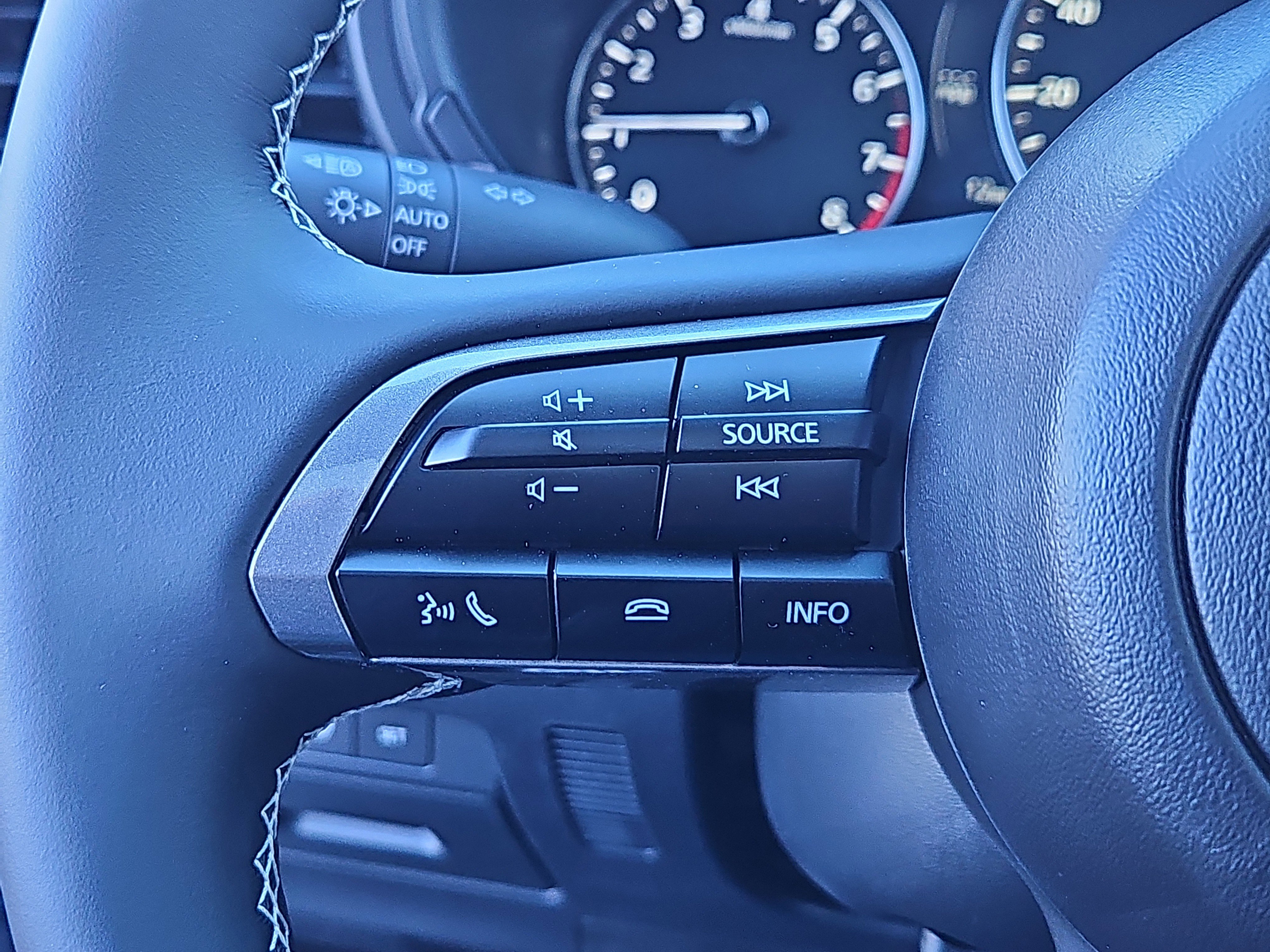 New 2026 MAZDA CX-30 AWD 2.5 S image 14